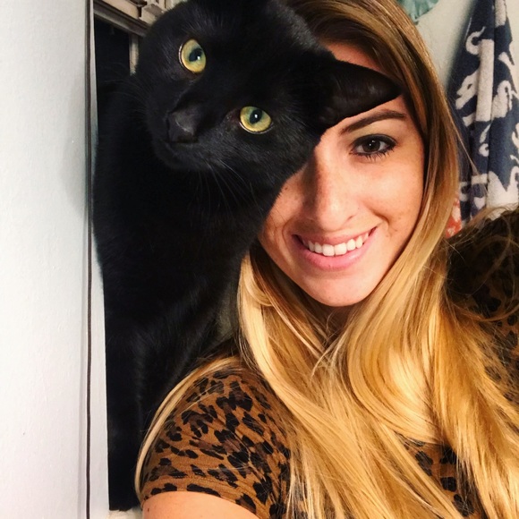 Meet your Posher, Olivia! - Picture 7 of 11